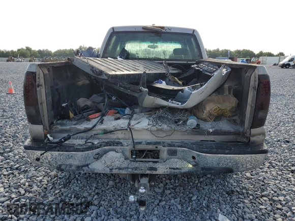 2002 Chevrolet Silverado 1500HD LT with VIN 1GCGC13U42F195580, listed as a Copart auction lot 53432235 with 238,007 mi miles and Salvage Title. Bid and sale history available at DreamBid. Image 6.