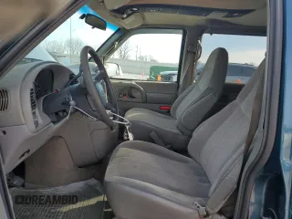 2002 Chevrolet Astro with VIN 1GNDM19XX2B155603, listed as a Copart auction lot 81746954 with Not Provided miles and Salvage Title. Bid and sale history available at carsss.com. Image 7.