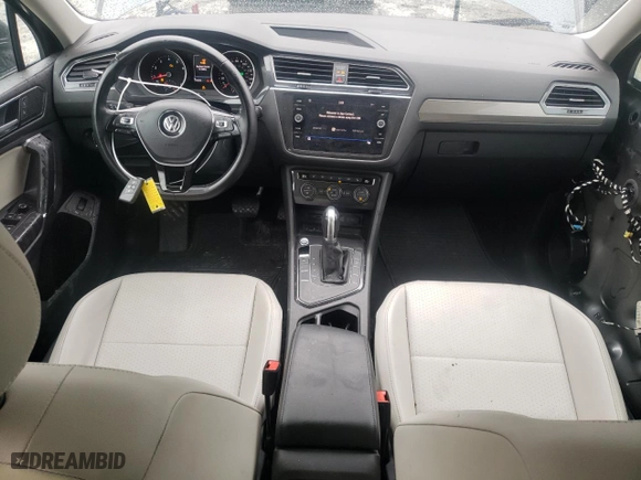 2018 Volkswagen Tiguan SEL with VIN 3VV3B7AX6JM121028, listed as a Copart auction lot 48476485 with 114,919 mi miles and Salvage Title. Bid and sale history available at carsss.com. Image 8.
