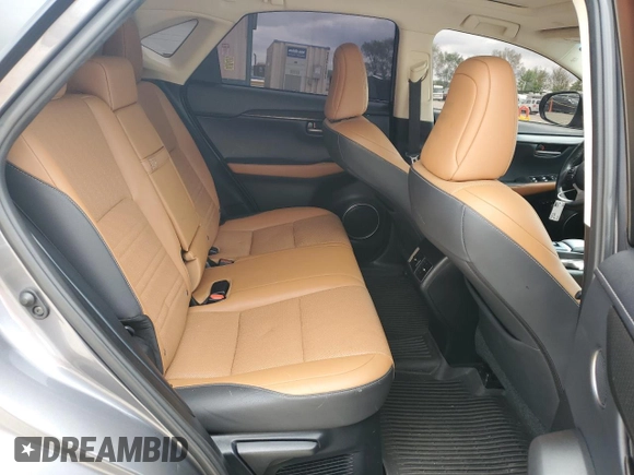 2018 Lexus NX 300 z VIN JTJBARBZ1J2172028, wystawiony jako Copart lot #55750525 z przebiegiem 67 778 mil mil oraz Szkoda całkowita • Salvage title. Historia ofert i sprzedaży dostępna na DreamBid. Obrazek 10.