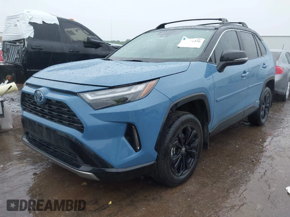 2022 Toyota RAV4 Hybrid XSE с VIN 4T3E6RFV0NU102509, выставлен на аукционе IAAI как лот 42171236 с пробегом 33 151 миль миль и . История ставок и продаж доступна на DreamBid. Изображение 2.