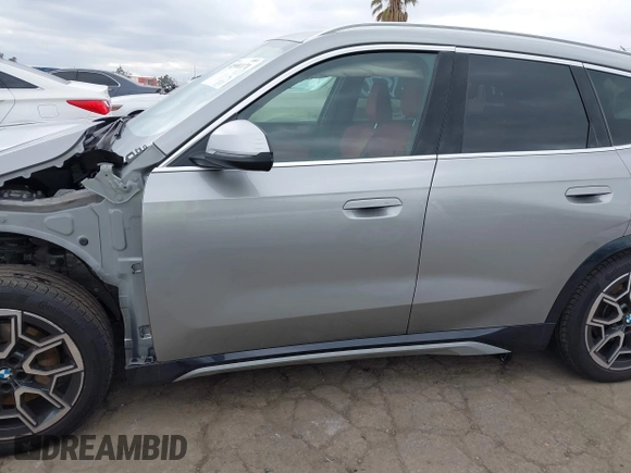 2023 BMW X1 xDrive28i with VIN WBX73EF02P5Y08733, listed as a IAAI auction lot 41901171 with 13,684 mi miles and . Bid and sale history available at DreamBid. Image 15.