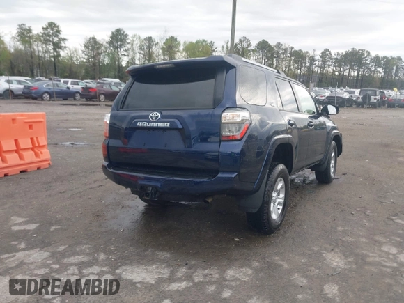 2022 Toyota 4Runner SR5 with VIN JTEMU5JR0N6028851, listed as a IAAI auction lot 41972880 with 38,484 mi miles and . Bid and sale history available at DreamBid. Image 4.