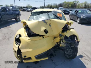 2008 Volkswagen Beetle S z VIN 3VWPW31C58M507697, wystawiony jako Copart lot #52484205 z przebiegiem 130 046 mil mil oraz Tytuł czysty. Historia ofert i sprzedaży dostępna na DreamBid. Obrazek 5.
