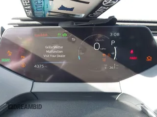 2024 Toyota Prius SE z VIN JTDACACU9R3022803, wystawiony jako IAAI lot #41899408 z przebiegiem 4 374 mil mil oraz . Historia ofert i sprzedaży dostępna na DreamBid. Obrazek 7.