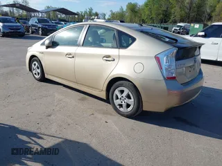 2011 Toyota Prius I with VIN JTDKN3DU5B1441581, listed as a IAAI auction lot 42040172 with 261,309 mi miles and . Bid and sale history available at DreamBid. Image 3.