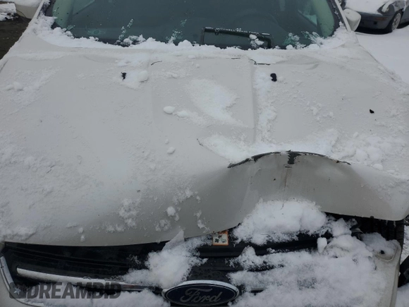 2016 Ford Escape Titanium with VIN 1FMCU9J90GUC70945, listed as a Copart auction lot 44897595 with 119,875 mi miles and Salvage Title. Bid and sale history available at DreamBid. Image 13.
