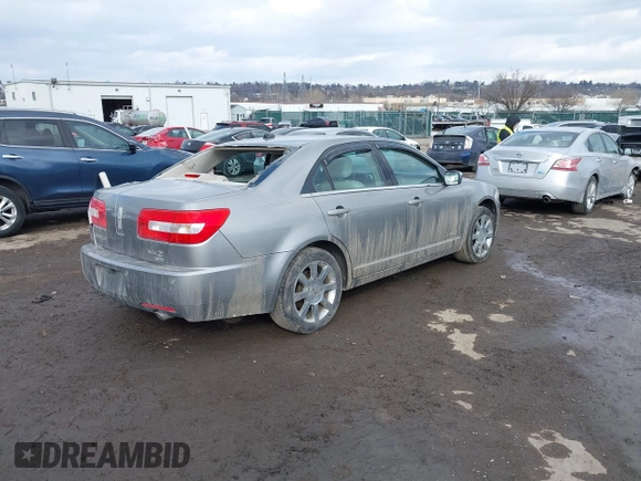 2008 Lincoln MKZ with VIN 3LNHM28T68R657068, listed as a IAAI auction lot 41431401 with 128,940 mi miles. Bid and sale history available at carsss.com. Image 4.