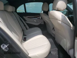 2018 Mercedes-Benz E-Class E 300 with VIN WDDZF4JB6JA467129, listed as a Copart auction lot 43755543 with 38,124 mi miles. Bid and sale history available at carsss.com. Image 10.