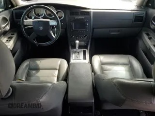 2005 Dodge Magnum RT z VIN 2D4GV58255H622666, wystawiony jako Copart lot #61098065 z przebiegiem 113 214 mil mil oraz Czysty tytuł • Clean title. Historia ofert i sprzedaży dostępna na DreamBid. Obrazek 8.