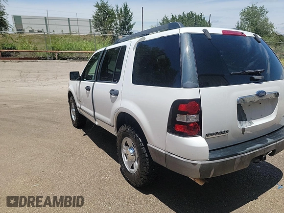 2006 Ford Explorer XLS z VIN 1FMEU62E26UB17291, wystawiony jako IAAI lot #42378335 z przebiegiem 158 911 mil mil oraz . Historia ofert i sprzedaży dostępna na DreamBid. Obrazek 25.