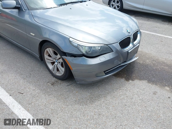 2010 BMW 5 Series 528i with VIN WBANU5C52AC129062, listed as a IAAI auction lot 42087362 with 200,403 mi miles and . Bid and sale history available at carsss.com. Image 12.