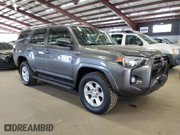 2020 Toyota 4Runner SR5 with VIN JTEBU5JR9L5798203, listed as a Copart auction lot 61198375 with 127,211 mi miles and Clean title. Bid and sale history available at DreamBid. Image 4.