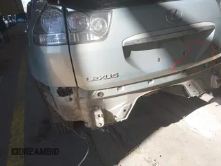 2005 Lexus RX 330 z VIN 2T2HA31U85C050351, wystawiony jako IAAI lot #41517285 z przebiegiem 202 827 mil mil oraz . Historia ofert i sprzedaży dostępna na DreamBid. Obrazek 13.