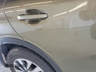 2022 Subaru Outback Premium z VIN 4S4BTADC5N3270899, wystawiony jako IAAI lot #42787273 z przebiegiem 105 494 mil mil oraz . Historia ofert i sprzedaży dostępna na DreamBid. Obrazek 2.