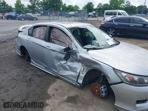 2013 Honda Accord EX z VIN 1HGCR2F73DA162760, wystawiony jako IAAI lot #42473307 z przebiegiem Nie podano mil oraz . Historia ofert i sprzedaży dostępna na DreamBid. Obrazek 6.