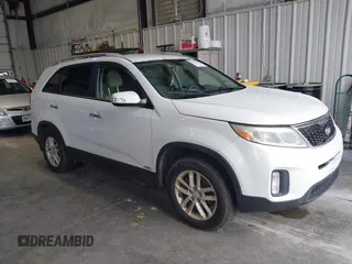 2015 Kia Sorento LX with VIN 5XYKTDA75FG653090, listed as a IAAI auction lot 42676355 with 153,476 mi miles and . Bid and sale history available at DreamBid. Image 1.