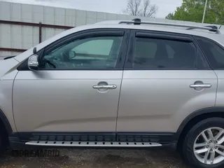 2014 Kia Sorento LX with VIN 5XYKT4A7XEG532862, listed as a IAAI auction lot 41896329 with 97,861 mi miles and . Bid and sale history available at carsss.com. Image 14.