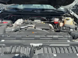 2021 Chevrolet Silverado 2500HD LT z VIN 1GC1YNEY6MF260186, wystawiony jako Copart lot #85137715 z przebiegiem 91 649 mil mil oraz Czysty tytuł • Clean title. Historia ofert i sprzedaży dostępna na DreamBid. Obrazek 11.