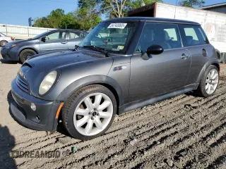 2003 MINI Hardtop S with VIN WMWRE33423TD73097, listed as a Copart auction lot 54743065 with 166,289 mi miles and Clean Title. Bid and sale history available at DreamBid. Image 1.