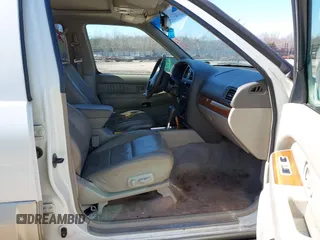 2002 Infiniti QX4 with VIN JNRDR09X82W210434, listed as a IAAI auction lot 41638875 with 230,765 mi miles and . Bid and sale history available at DreamBid. Image 5.