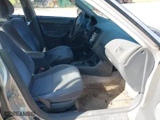 1999 Honda Civic VP with VIN 2HGEJ6616XH537100, listed as a IAAI auction lot 42018708 with 229,594 mi miles. Bid and sale history available at carsss.com. Image 5.