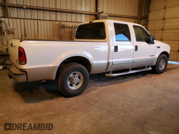 2001 Ford Super Duty F-250 XL with VIN 3FTNW20F81MA77024, listed as a Copart auction lot 85867624 with 100,725 mi miles and Salvage Title. Bid and sale history available at carsss.com. Image 3.