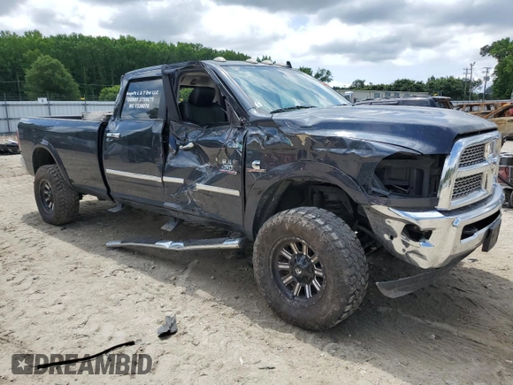 2018 Ram 2500 Laramie with VIN 3C6UR5KL0JG409826, listed as a Copart auction lot 59478665 with 262,261 mi miles and Salvage title. Bid and sale history available at DreamBid. Image 4.