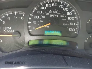 2004 Chevrolet Silverado 1500 LS with VIN 2GCEC19T741274239, listed as a IAAI auction lot 40461498 with 263,905 mi miles. Bid and sale history available at carsss.com. Image 7.