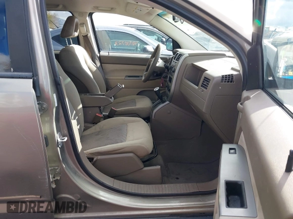2007 Jeep Compass Sport with VIN 1J8FF47W37D325148, listed as a IAAI auction lot 40962150 with 198,345 mi miles. Bid and sale history available at carsss.com. Image 5.