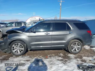 2018 Ford Explorer Limited with VIN 1FM5K7F86JGB57929, listed as a IAAI auction lot 41669318 with 101,136 mi miles and . Bid and sale history available at carsss.com. Image 15.