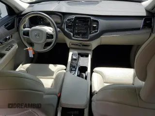 2021 Volvo XC90 Inscription Expression with VIN YV4BR00L5M1756476, listed as a Copart auction lot 58177035 with 45,699 mi miles and Salvage title. Bid and sale history available at DreamBid. Image 8.