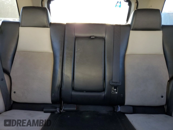 2010 Jeep Grand Cherokee Limited z VIN 1J4RR5GT4AC145692, wystawiony jako Copart lot #75649614 z przebiegiem 99 362 mil mil oraz Szkoda całkowita • Salvage title. Historia ofert i sprzedaży dostępna na DreamBid. Obrazek 10.