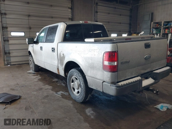 2007 Ford F-150 XLT with VIN 1FTPW14527KC78244, listed as a IAAI auction lot 41392809 with 272,645 mi miles. Bid and sale history available at carsss.com. Image 3.