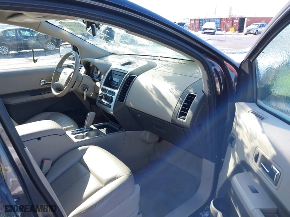 2007 Ford Edge SEL with VIN 2FMDK38C27BB71610, listed as a IAAI auction lot 41214654 with 128,594 mi miles. Bid and sale history available at carsss.com. Image 5.