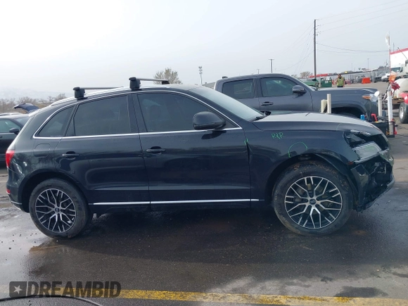 2013 Audi Q5 Premium Plus with VIN WA1LFAFP3DA089658, listed as a IAAI auction lot 41895492 with 152,417 mi miles. Bid and sale history available at carsss.com. Image 13.