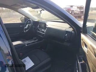 2022 Nissan Pathfinder SV with VIN 5N1DR3BA2NC216478, listed as a IAAI auction lot 41074844 with 58,243 mi miles and . Bid and sale history available at DreamBid. Image 5.