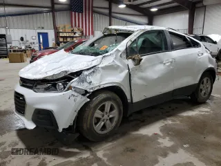 2022 Chevrolet Trax LT with VIN KL7CJLSM8NB508723, listed as a Copart auction lot 43919795 with 0 mi miles and Salvage Title. Bid and sale history available at carsss.com. Image 1.