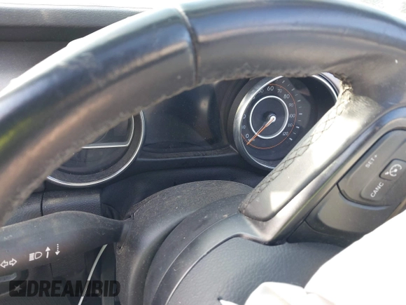 2020 Jeep Wrangler Unlimited Sport S с VIN 1C4HJXDG1LW237484, выставлен на аукционе IAAI как лот 41310965 с пробегом Не указан миль и . История ставок и продаж доступна на DreamBid. Изображение 15.