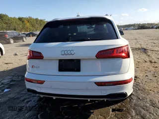 2020 Audi SQ5 Prestige with VIN WA1C4AFY8L2120037, listed as a Copart auction lot 76783834 with 42,203 mi miles and Salvage Title. Bid and sale history available at DreamBid. Image 6.
