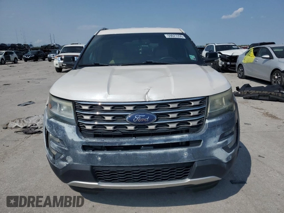 2017 Ford Explorer XLT z VIN 1FM5K7D88HGB49909, wystawiony jako Copart lot #59027255 z przebiegiem 133 536 mil mil oraz Szkoda całkowita • Salvage title. Historia ofert i sprzedaży dostępna na DreamBid. Obrazek 5.