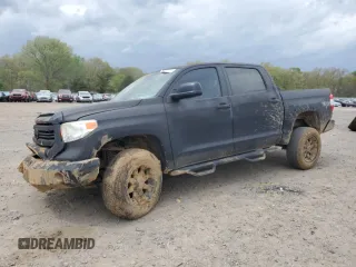2015 Toyota Tundra SR5 z VIN 5TFDW5F15FX433715, wystawiony jako Copart lot #51259785 z przebiegiem 212 583 mil mil oraz Szkoda całkowita • Salvage title. Historia ofert i sprzedaży dostępna na DreamBid. Obrazek 1.