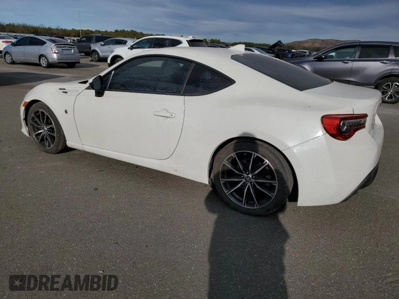 2017 Toyota 86 with VIN JF1ZNAA16H8701604, listed as a Copart auction lot 41589395 with 39,248 mi miles and Salvage Title. Bid and sale history available at carsss.com. Image 2.