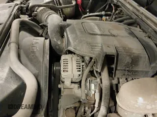 2008 Chevrolet Silverado 2500HD Work Truck z VIN 1GCHK24K88E206086, wystawiony jako IAAI lot #42954753 z przebiegiem 170 017 mil mil oraz . Historia ofert i sprzedaży dostępna na DreamBid. Obrazek 24.