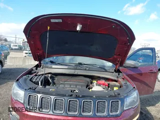 2020 Jeep Compass Trailhawk with VIN 3C4NJDDB2LT239384, listed as a IAAI auction lot 41527372 with 56,122 mi miles and . Bid and sale history available at carsss.com. Image 10.