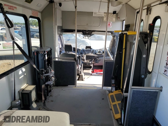 2018 Ford Transit with VIN 1FDES8PM9JKA07456, listed as a Copart auction lot 51866735 with 193,407 mi miles and Clean Title. Bid and sale history available at DreamBid. Image 11.