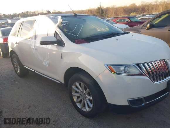 2012 Lincoln MKX with VIN 2LMDJ6JK7CBL11512, listed as a IAAI auction lot 41832419 with 127,485 mi miles. Bid and sale history available at carsss.com. Image 1.