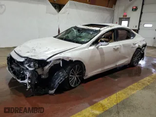 2022 Lexus ES with VIN 58ADZ1B10NU136071, listed as a Copart auction lot 48318275 with 29 mi miles and Salvage Title. Bid and sale history available at carsss.com. Image 1.