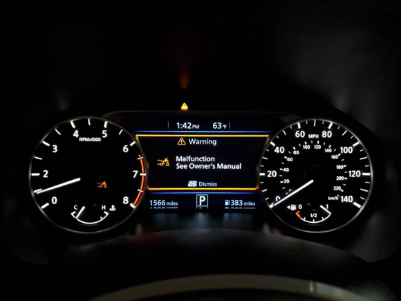 2025 Nissan Altima SV with VIN 1N4BL4DV4SN377553, listed as a Copart auction lot 53980035 with 1,566 mi miles and Clean Title. Bid and sale history available at DreamBid. Image 9.