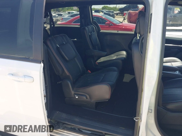 2020 Dodge Grand Caravan GT with VIN 2C4RDGEG5LR186154, listed as a IAAI auction lot 41998125 with 82,818 mi miles and . Bid and sale history available at DreamBid. Image 8.
